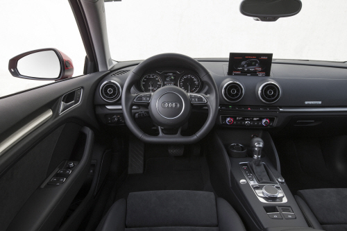 New Audi A3 Sportback e-tron 내부(1)