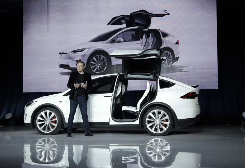 Tesla Model X <YONHAP NO-2309> (AP)