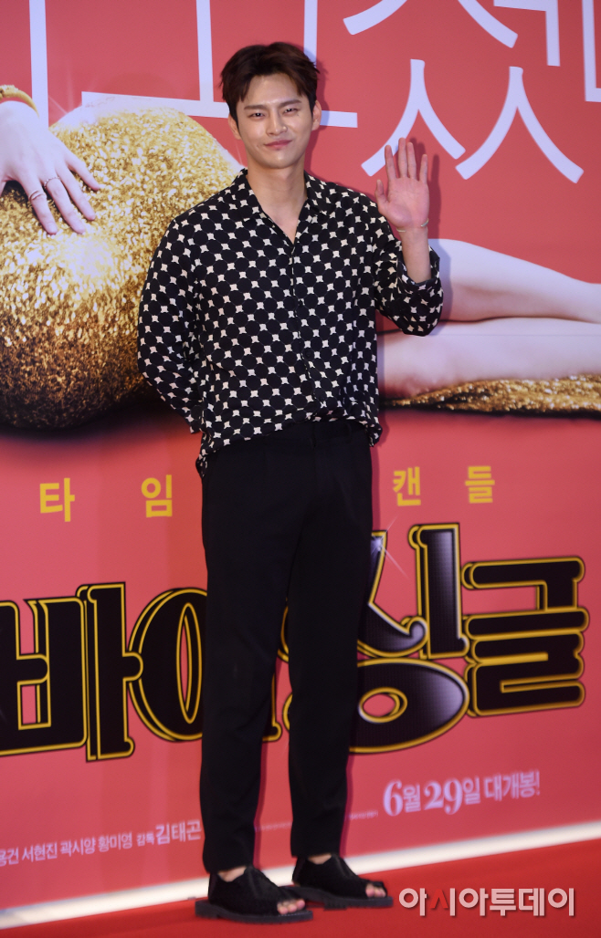 굿바이싱글 vip시사회 참석한 남자연예인들 | 인스티즈