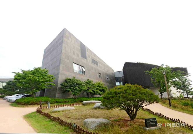 아산시시설관리공단 “19일부터 영인산산림박물관 해설서비스” - 아시아투데이 아산시시설관리공단 “19일부터 영인산산림박물관 해설서비스”