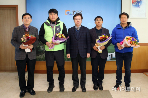 12.14 무안군 우수선수 및 단체 격려금 전달