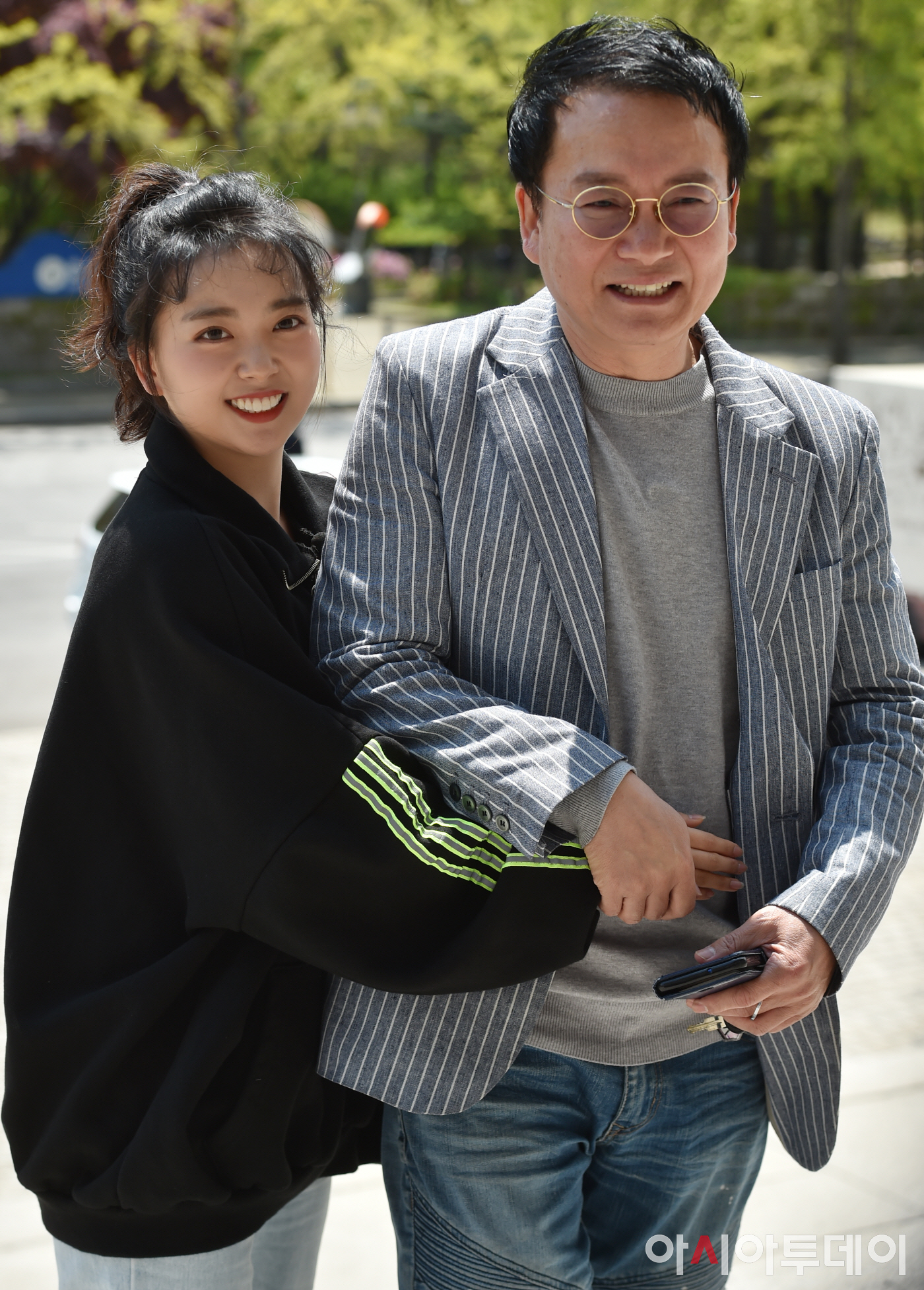 [포토] 요요미, 아직은 카메라가 부끄부끄 - 아시아투데이 [포토] 요요미, 아직은 카메라가 부끄부끄