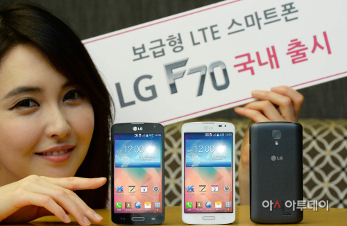 LGE_F70출시05-