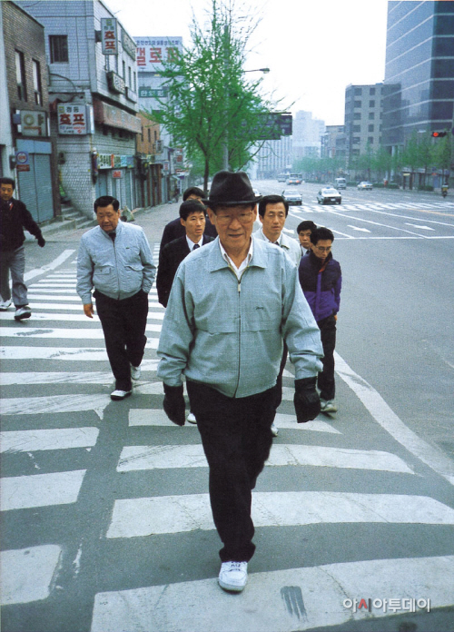 정주영 회장과 정몽구 회장