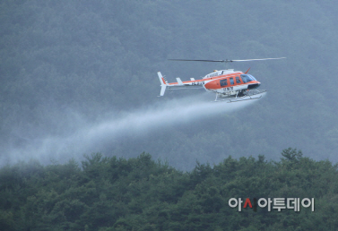 경남도, 창원시 등 13개 시·군 ‘밤나무해충 항공방제’ 실시 - 아시아투데이