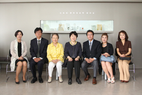 이희재강의실명명식1