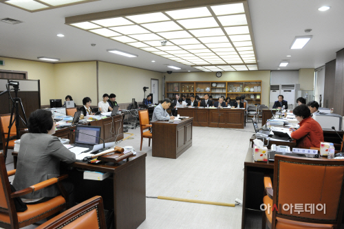 행정사무감사특별위원회 활동
