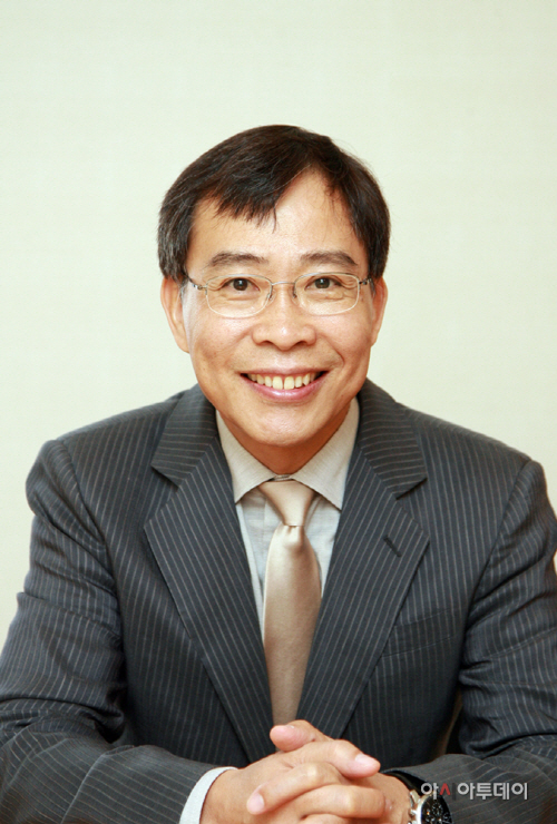 최승억 한국어도비시스템즈 신임 대표이사