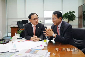 (서산)1120 이완섭 시장 국회 방문(김제식 의원)