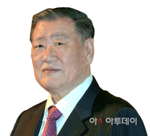 정몽구회장(2014 무배경 컬러)ㄹㄹㄹ