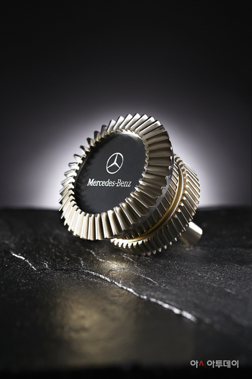 MB_art_gear_2