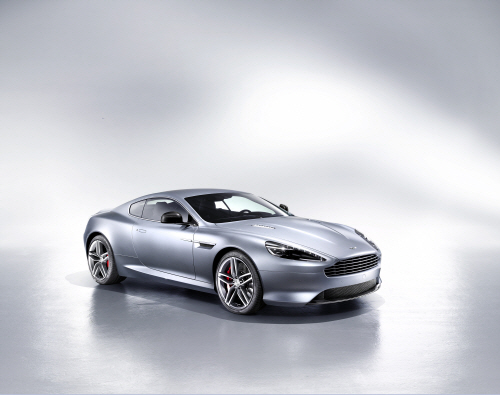 DB9 쿠페