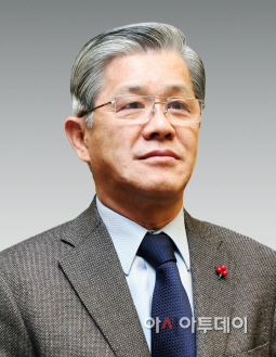 최신원회장님