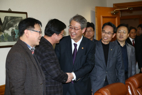 1. 전국금융산업노조_ (1)