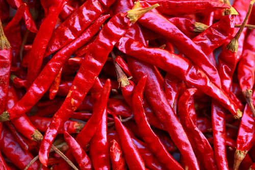 Dried_spicy_red_peppers_(4888546786)