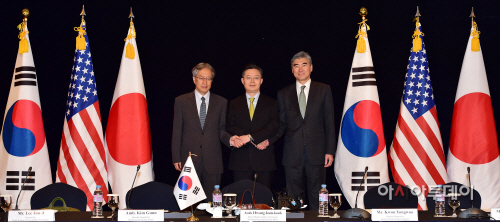 [포토] '북핵 논의' 한·미·일 6자회담 수석대표 회의