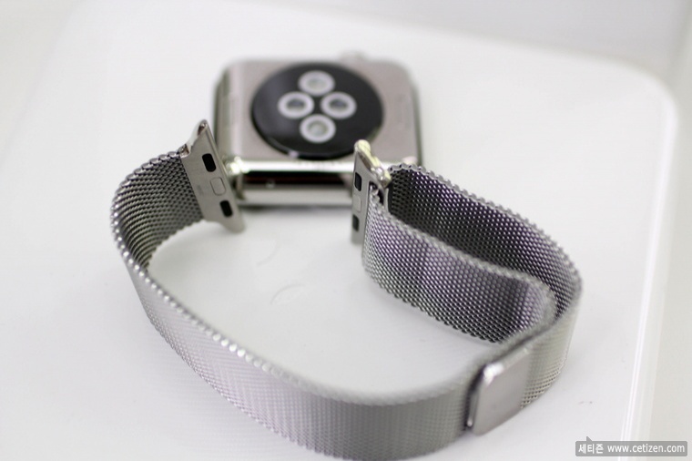  Apple Watch 38mm Milanese Loop
