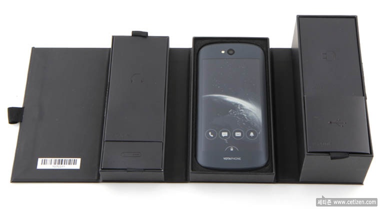  YOTA PHONE 2