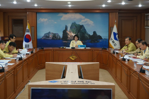 15.6.28(일) 6.27 지역경제활성화 영상회의 (2)