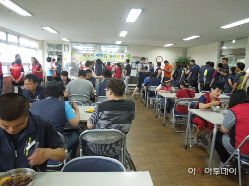 (사)한국중식봉사나눔회 창, 사랑담은 나눔 행사 가져