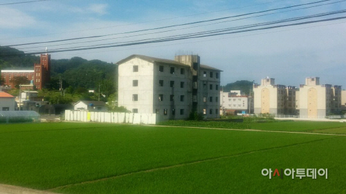 의령미관저해 건축물