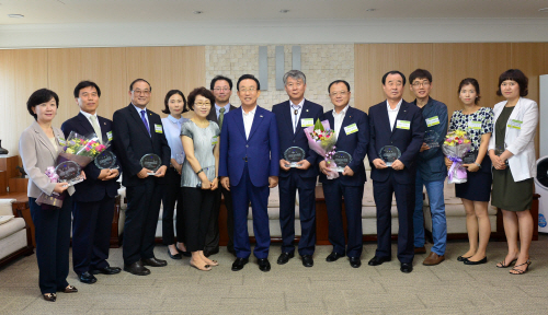 15. 8.4 메르스 유공자 표창패수여