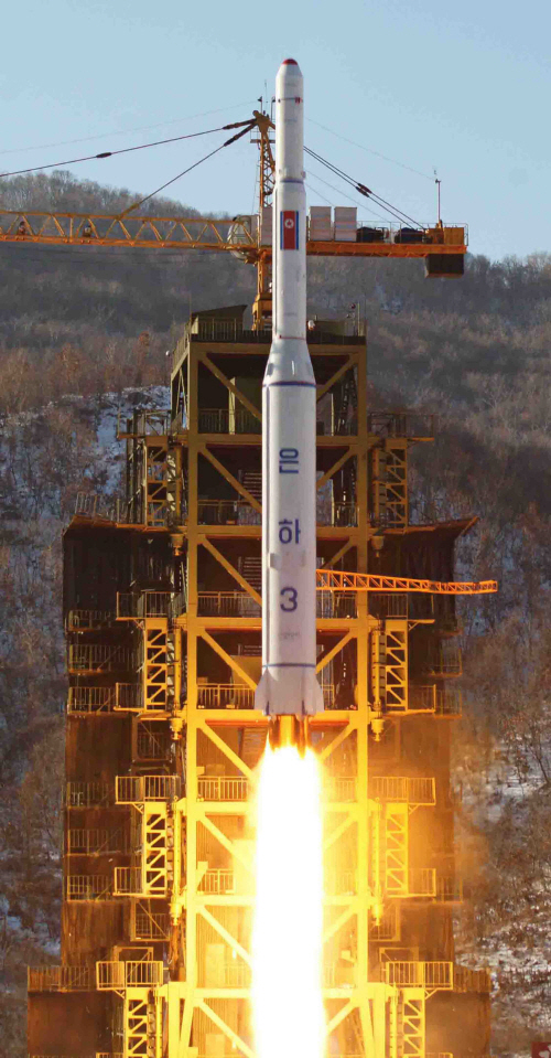 북한, 장거리 미사일 시험 발사 의지 공식적으로 시사