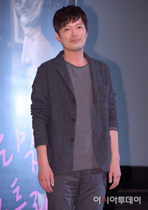 [포토]정재영 “대본 받고 느낌따라 연기했다” - 아시아투데이
