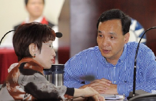 주리룬과 훙슈주