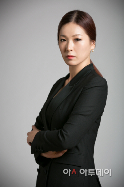 뷰티 기고2-박성애 슈에무라 메이크업 아티스트 실장