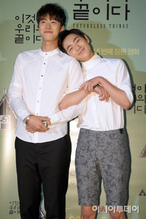 [창간 10주년] 공명 “아시아투데이 10주년 축하드립니다!” - 아시아투데이 [창간 10주년] 공명 “아시아투데이 10주년 축하드립니다!”