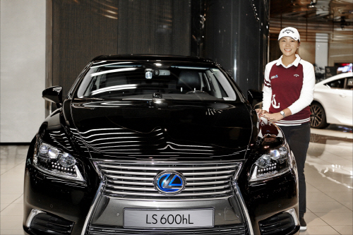 LS600h