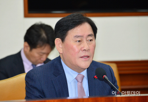 최경환 대외