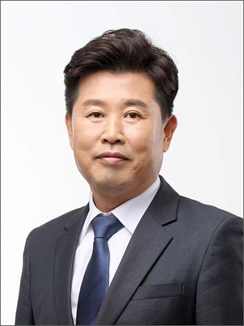 전 안성신문 이규민 대표 국회의원 선거 예비후보 등록