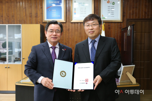 (16일)서천군 국내 합성수지 대표기업 ㈜일광폴리머 입주 (1)