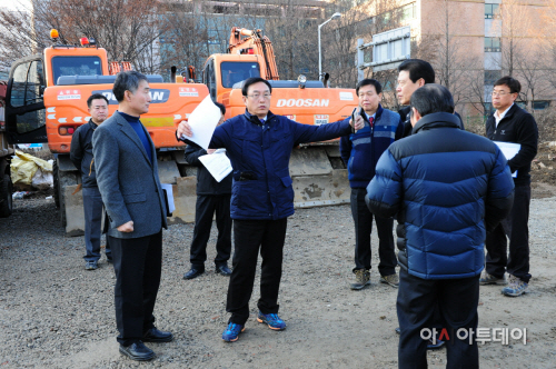 이성인 구리시장 권한대행은  제설장비 시설을 방문