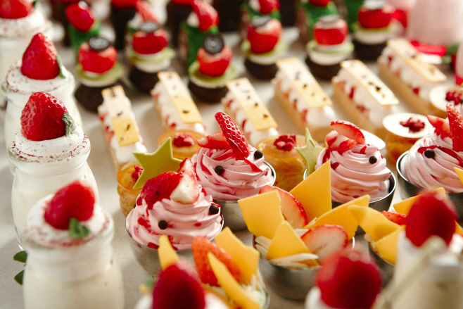 151221_쉐라톤 서울 디큐브시티 호텔_올 어바웃 스트로베리 (1)