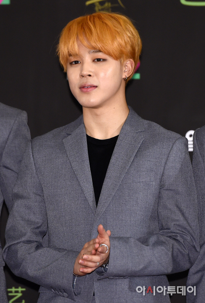 [Picture/Media] BTS at The 30th Annniversary Golden Disc Awards Red ...