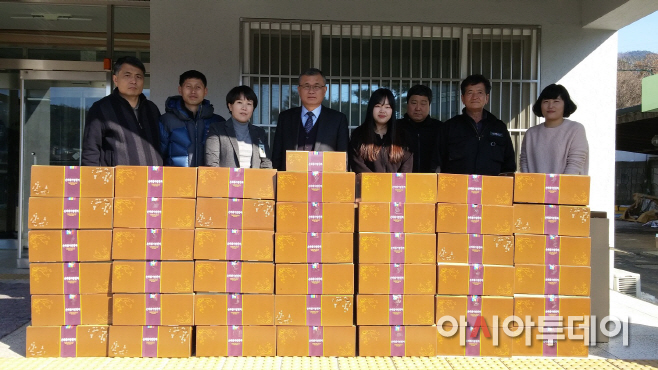 (3일) 정창훈 참사랑한과 대표 한과 기탁