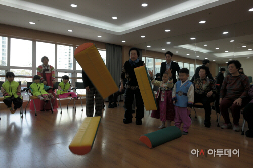 고양시원흥종합사회복지관, 어우렁 더우렁 ‘새해 복 나눔’ 행