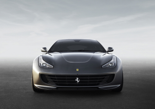 [사진자료] 페라리, ‘GTC4루쏘(GTC4Lusso)’ 공개_2