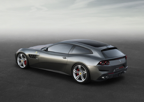 [사진자료] 페라리, ‘GTC4루쏘(GTC4Lusso)’ 공개_4