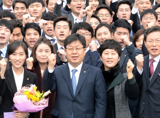 신입행원 수료식 2
