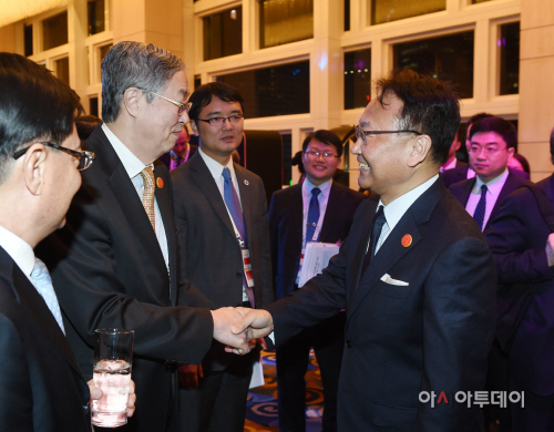 저우샤오촨 인민은행장 면담-1