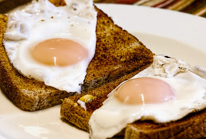 fried-eggs-456351_960_720