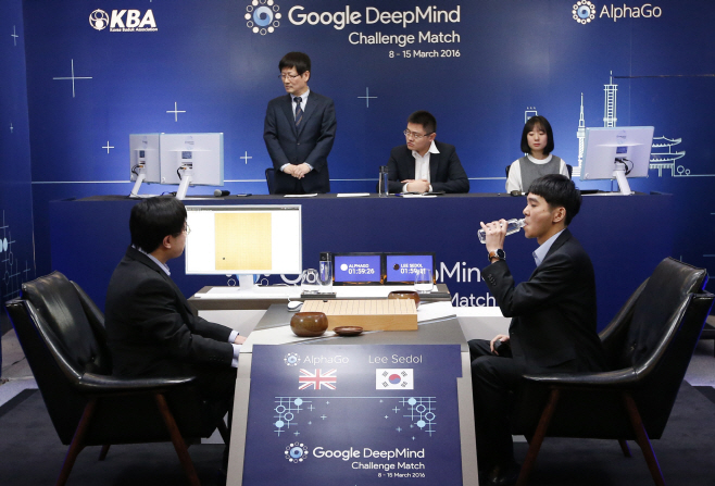 South Korea Game Human vs Computer <YONHAP NO-2368> (AP)