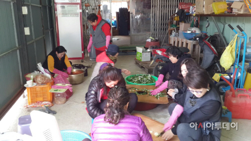 (15일) 결성면 여성자율방법대 김치담그기 행사