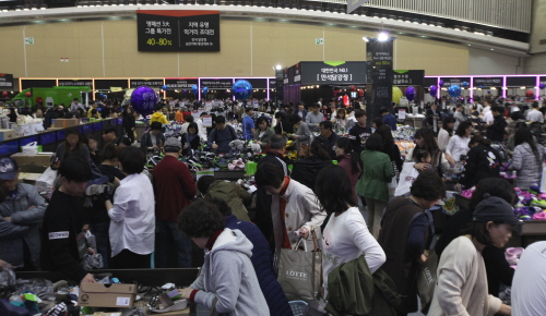 [롯데백화점] ‘롯데 블랙 슈퍼쇼’ 1차 행사 사진