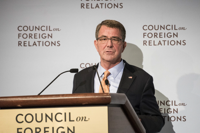 US-DEFENSE-SECRETARY-ASHTON-CARTER-SPEAKS-AT-THE-COUNCIL-ON-FORE