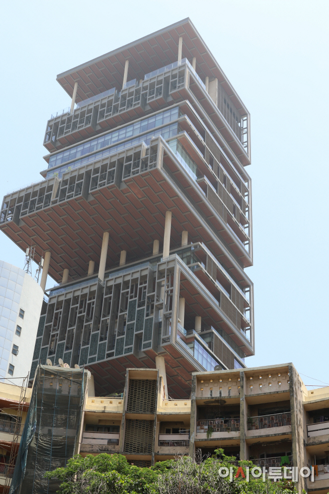 암바니 회장 자택